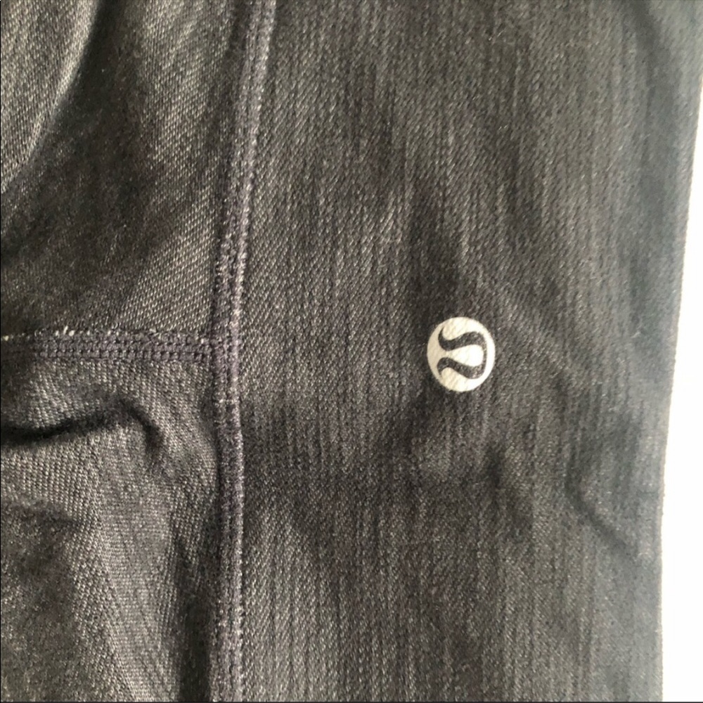 Lululemon crop - Gray sz2